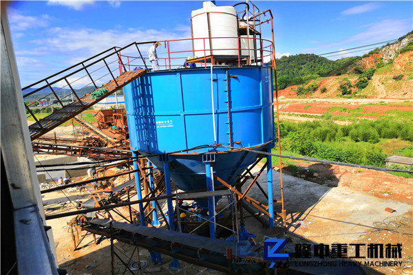 日產(chǎn)1000噸的洗山沙設(shè)備價格是多少？